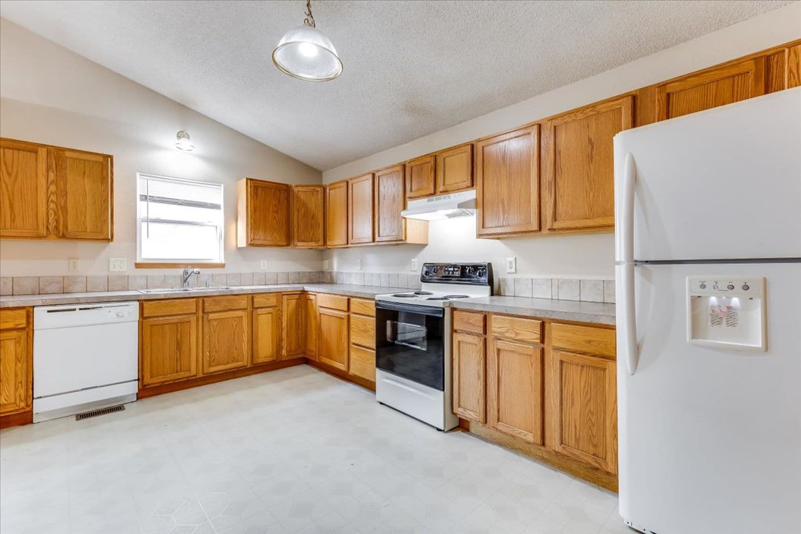 Wichita House: 121 N Florence St