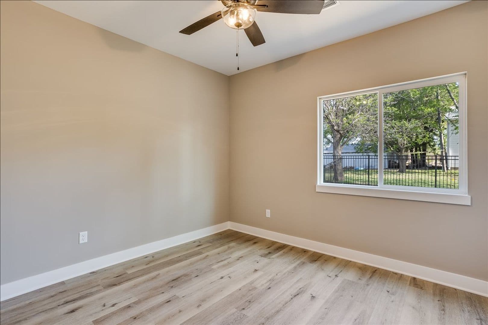 Wichita House: 1592 S Limuel St