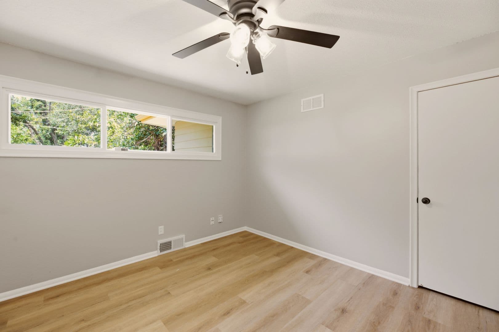 Derby House: 1425 N Georgie Ave