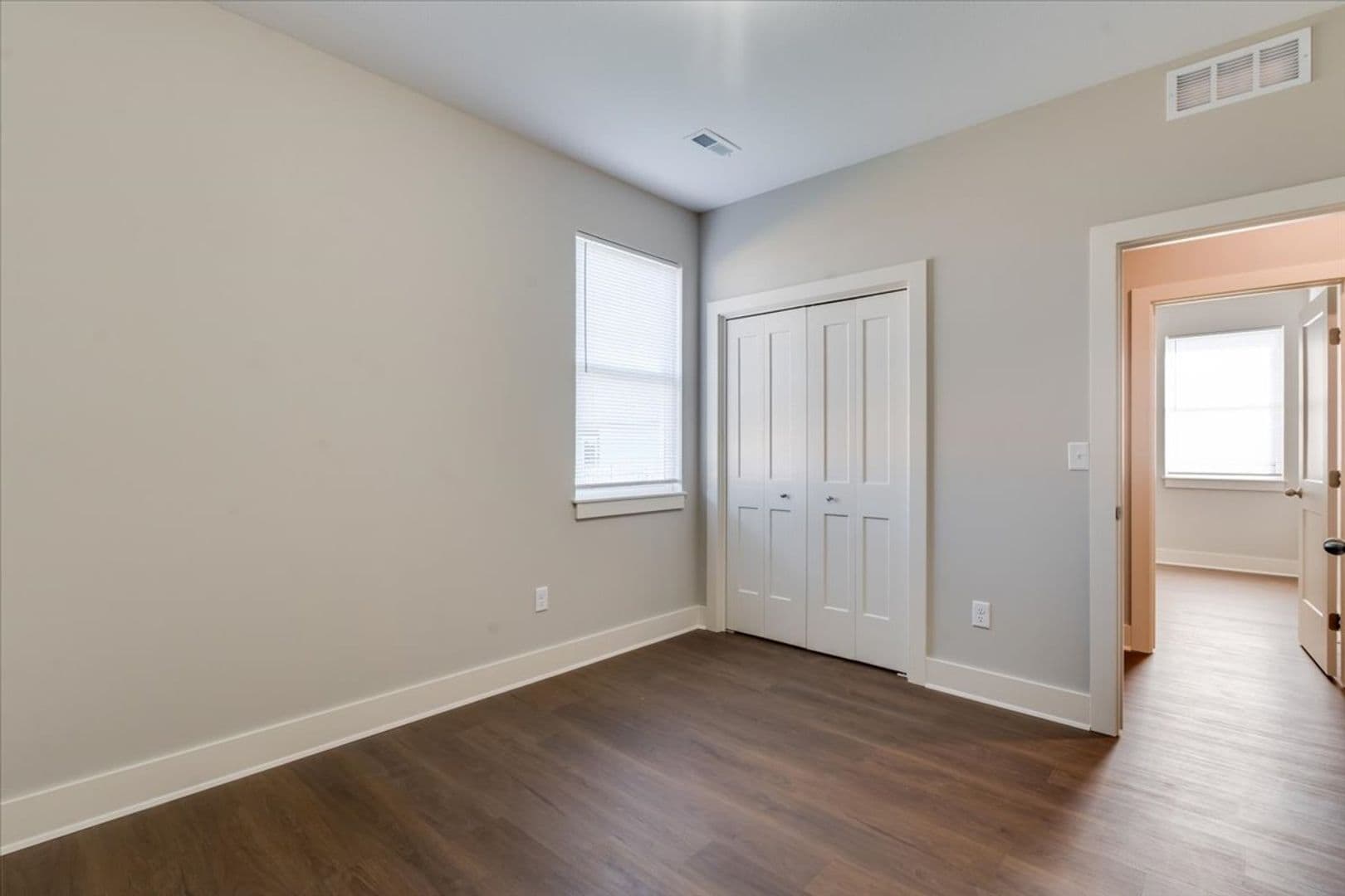 Goddard House: 1902 N Reece St