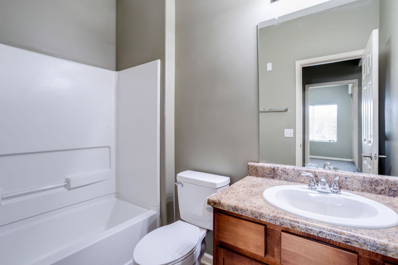 Wichita Apartment: 3414 E Central Ave