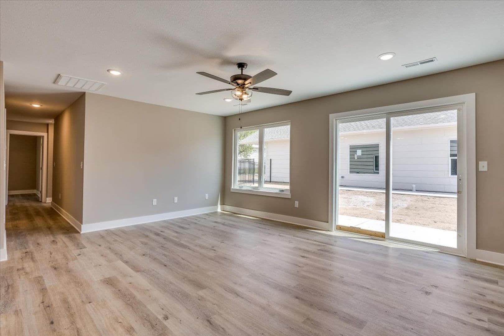 Wichita House: 6831 W White Pine St