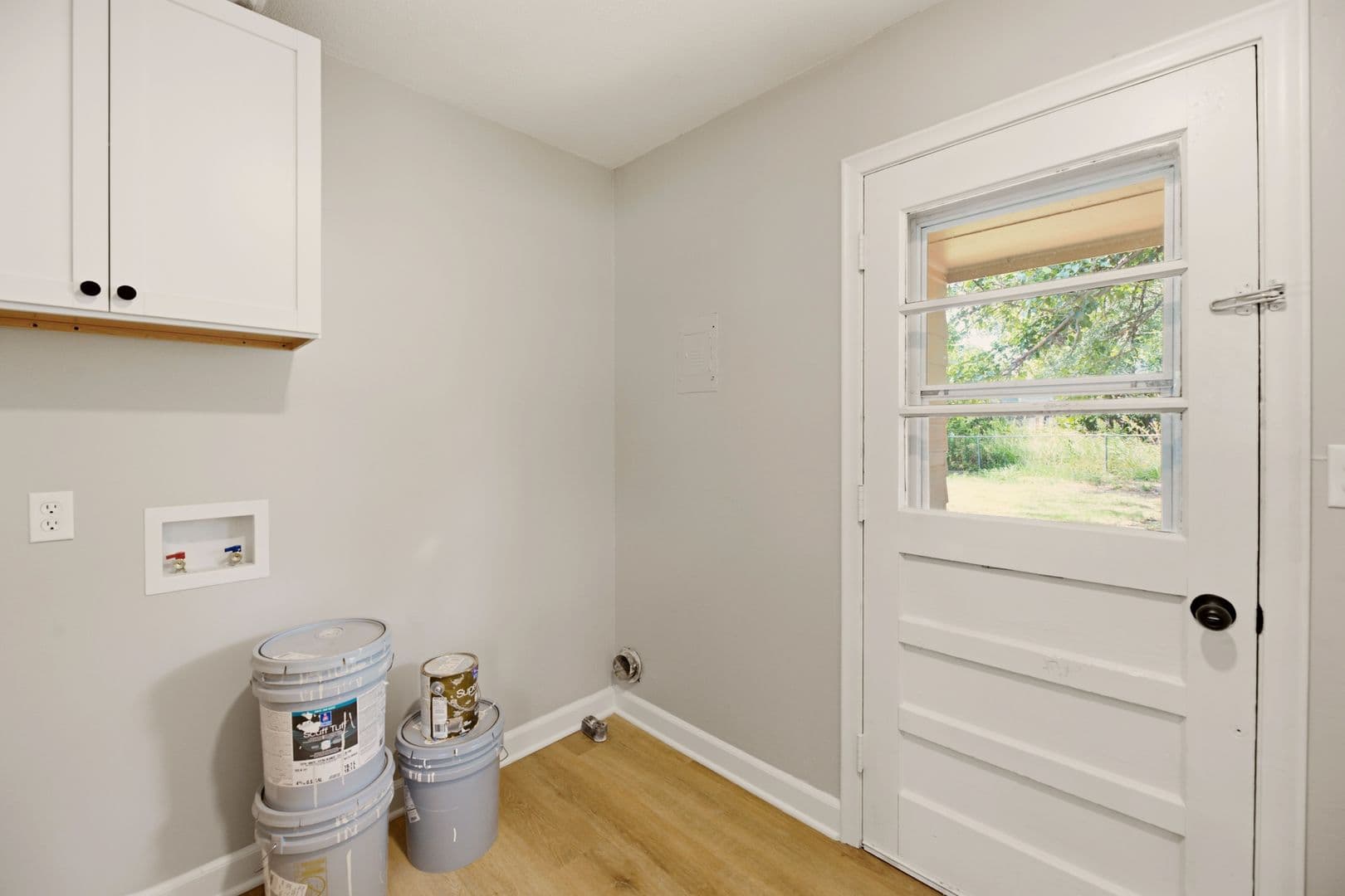 Derby House: 1425 N Georgie Ave