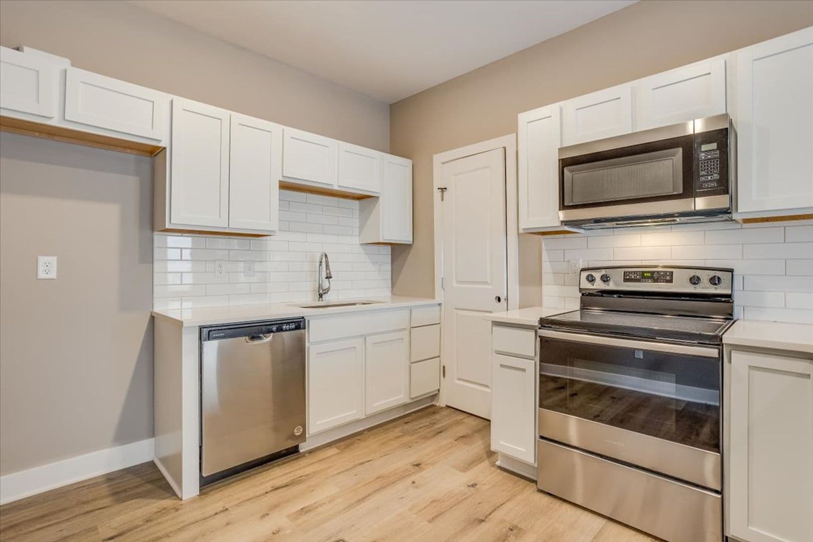 Wichita House: 1592 S Limuel St