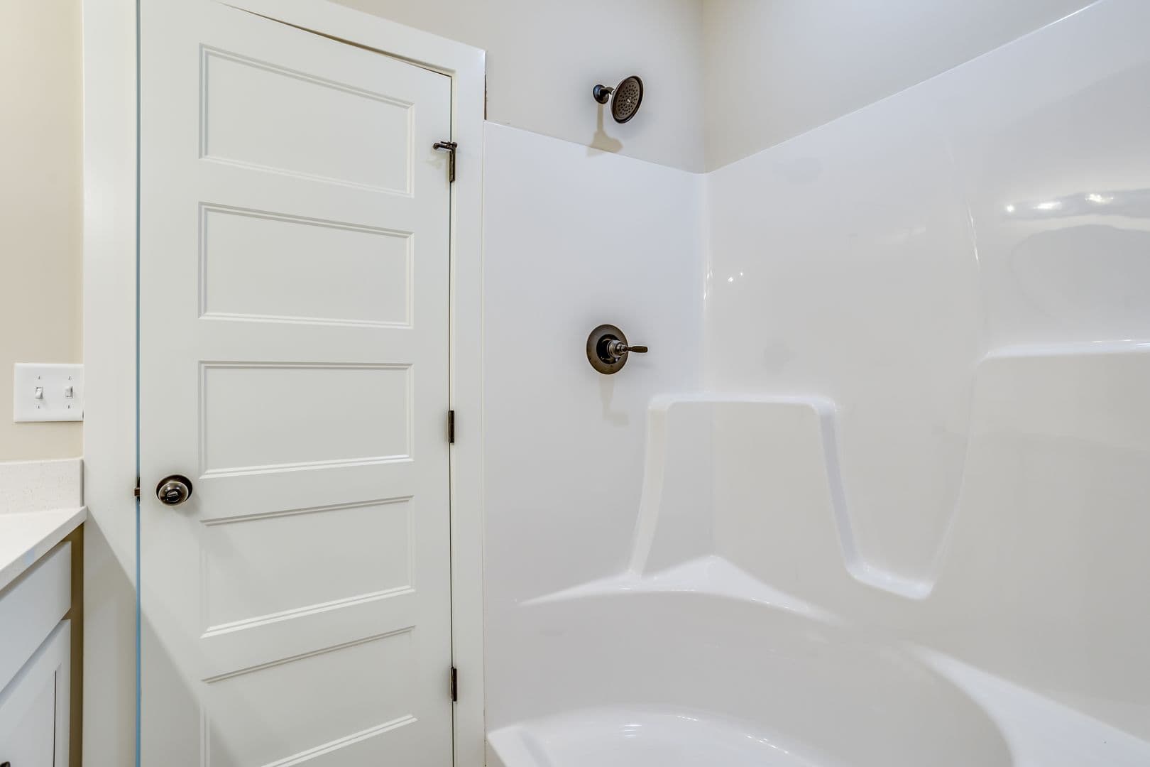Goddard House: 1025 W Long Path St