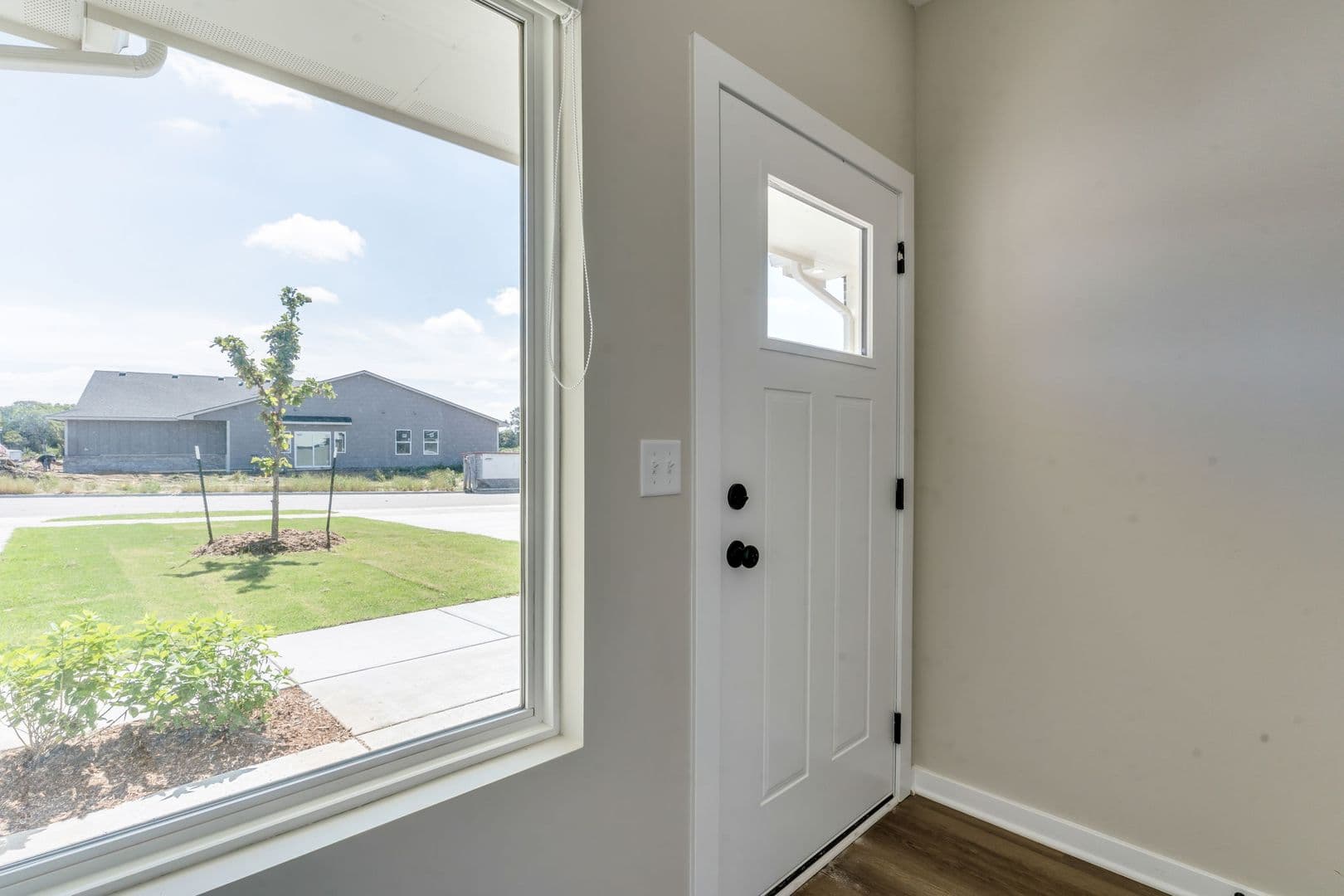 Newton House: 903 S Blaine St