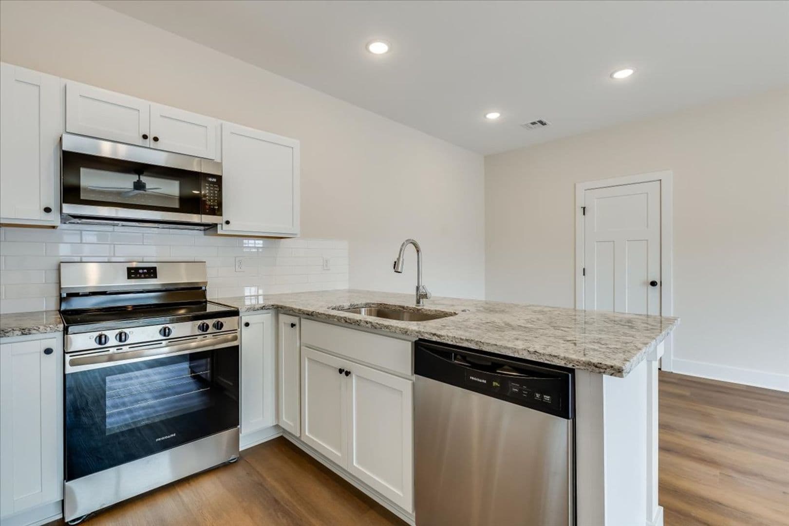 Goddard House: 103 N Mendocino Ct