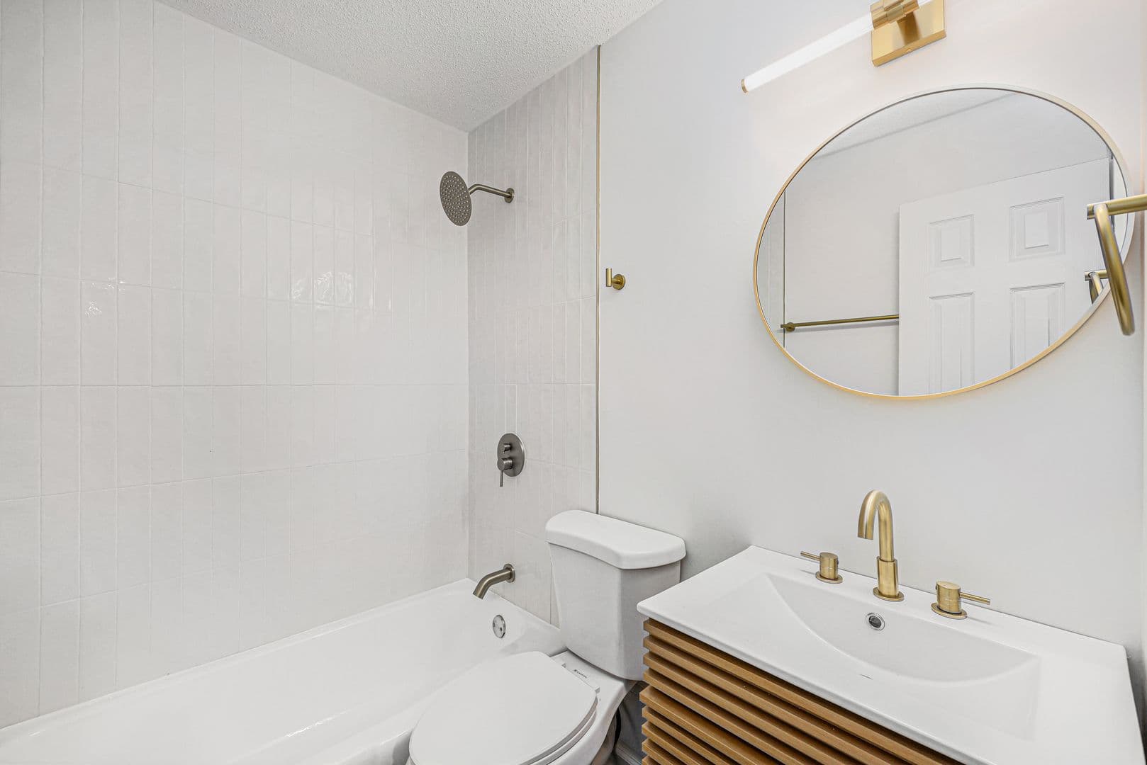Kansas City Apartment: 4011 McGee St