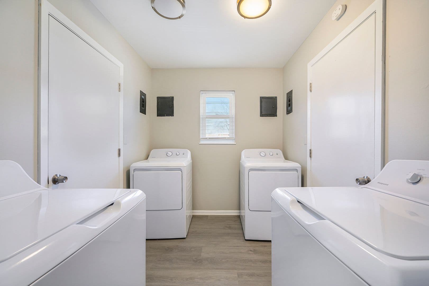 Gladstone Condo: 804 NE 68th St