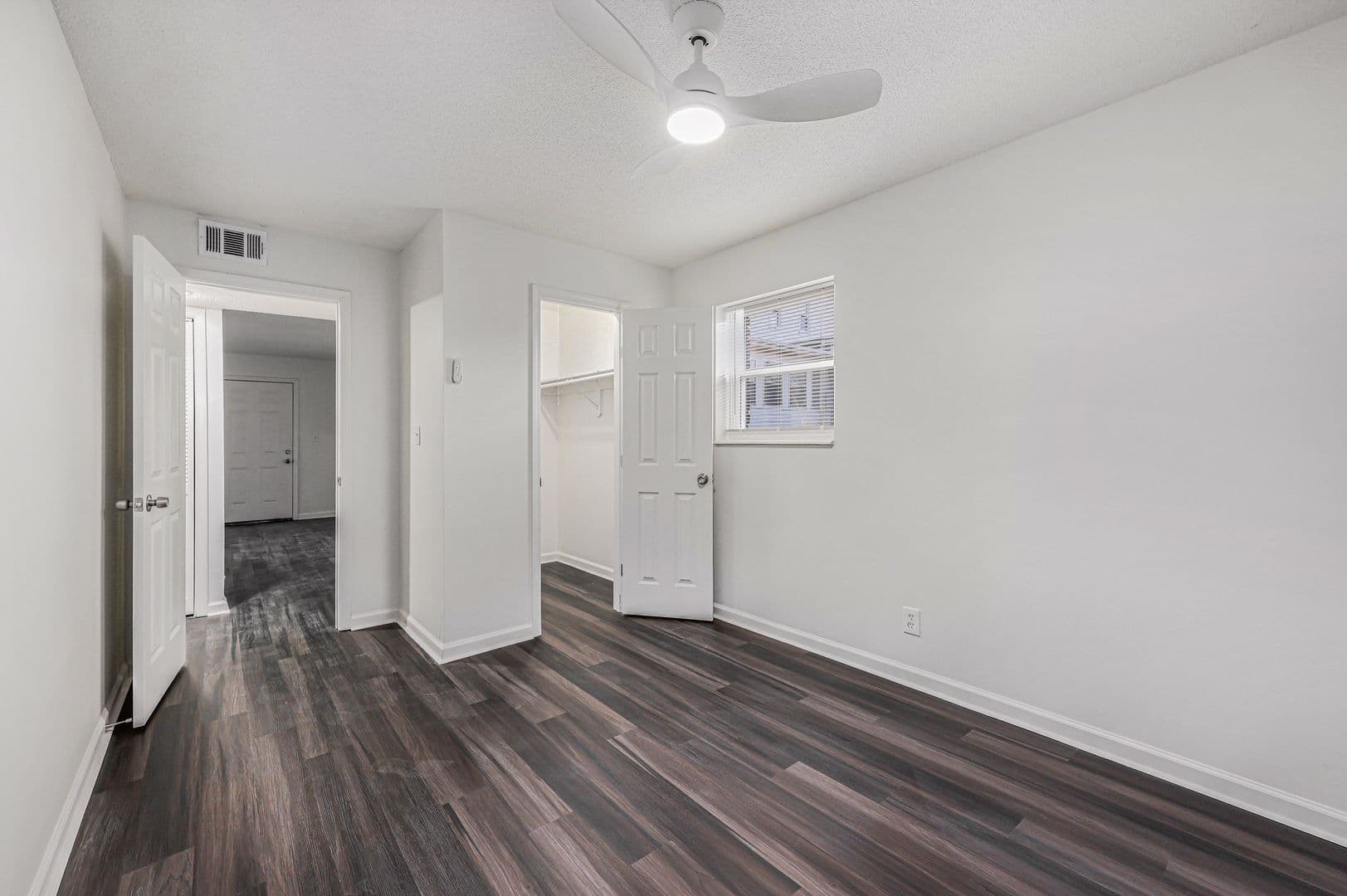 Kansas City Apartment: 4011 McGee St