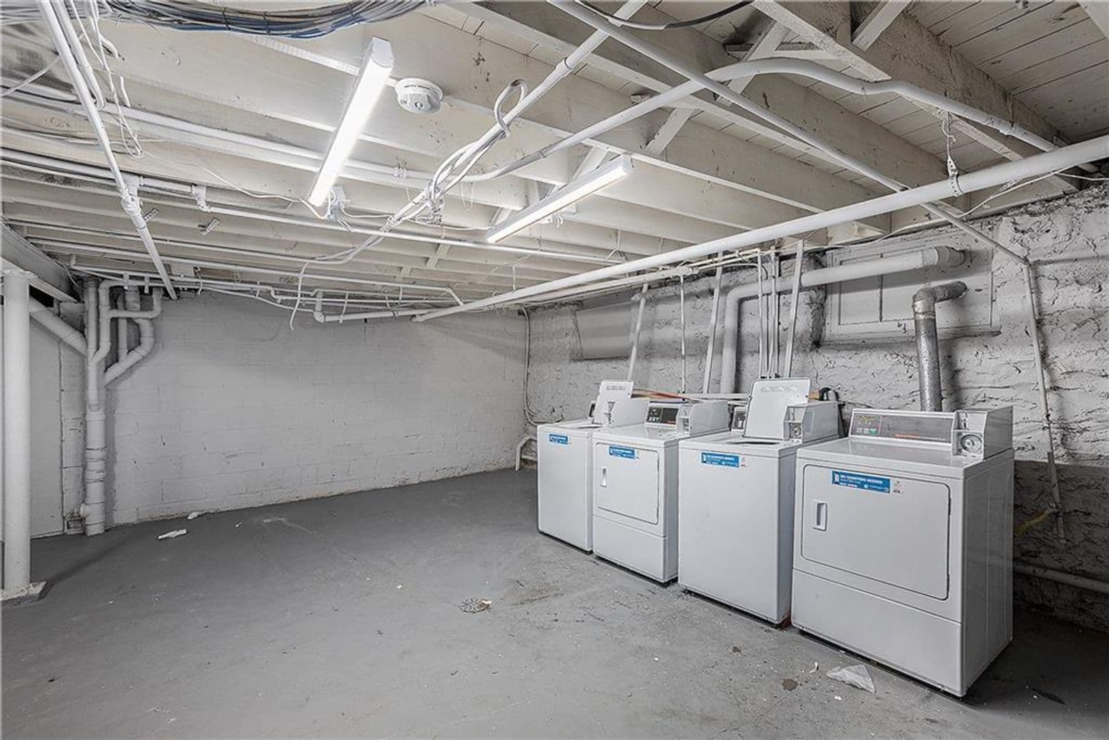 Kansas City Apartment: 2729 Campbell St