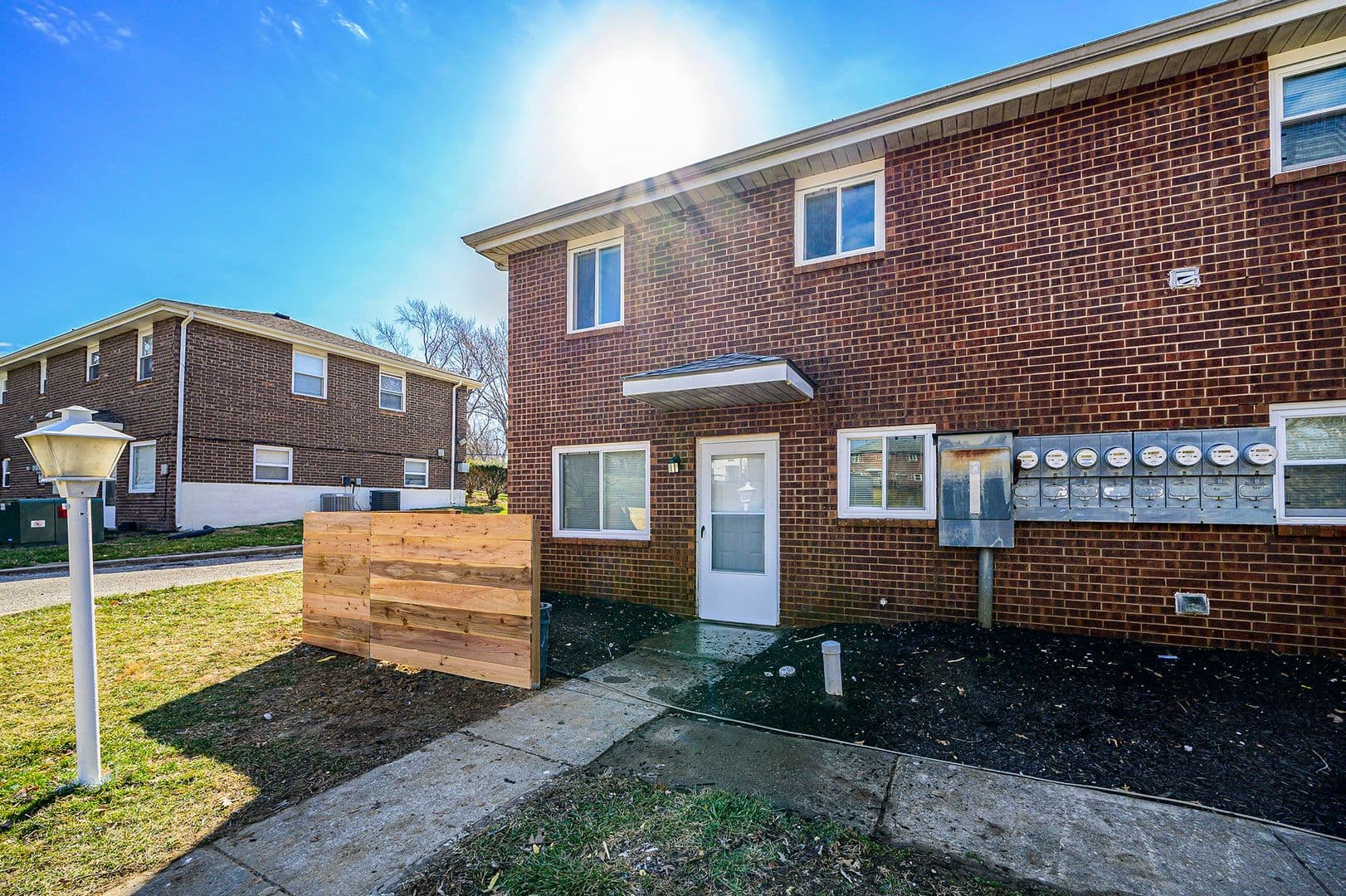 Gladstone Condo: 804 NE 68th St