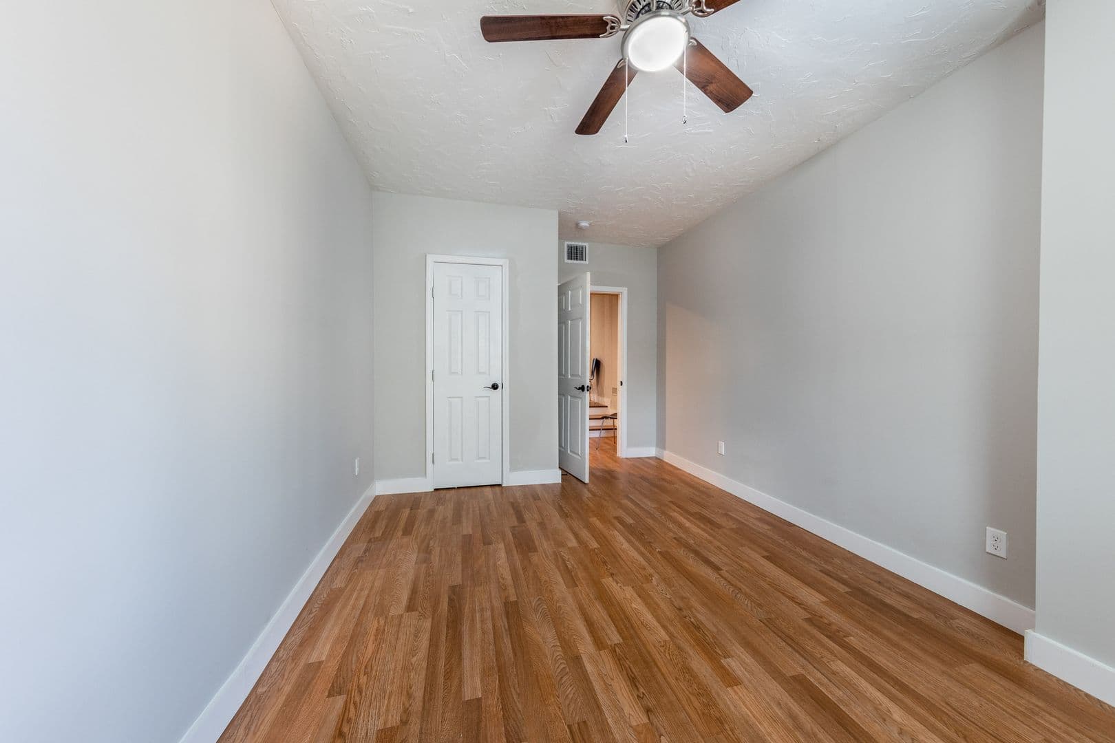Austin House: 2511 San Gabriel St