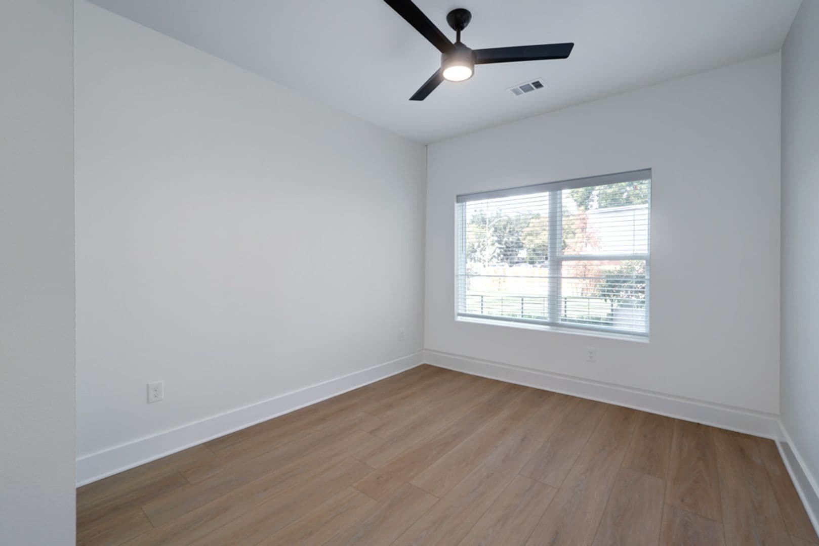 Austin Apartment: 3000 Duval St
