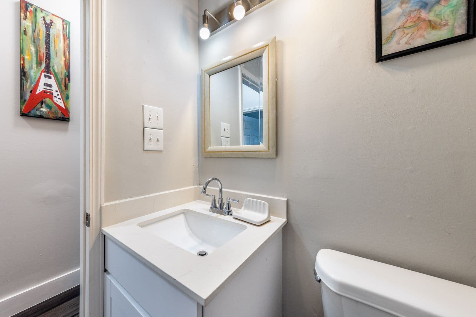 Austin House: 2511 San Gabriel St
