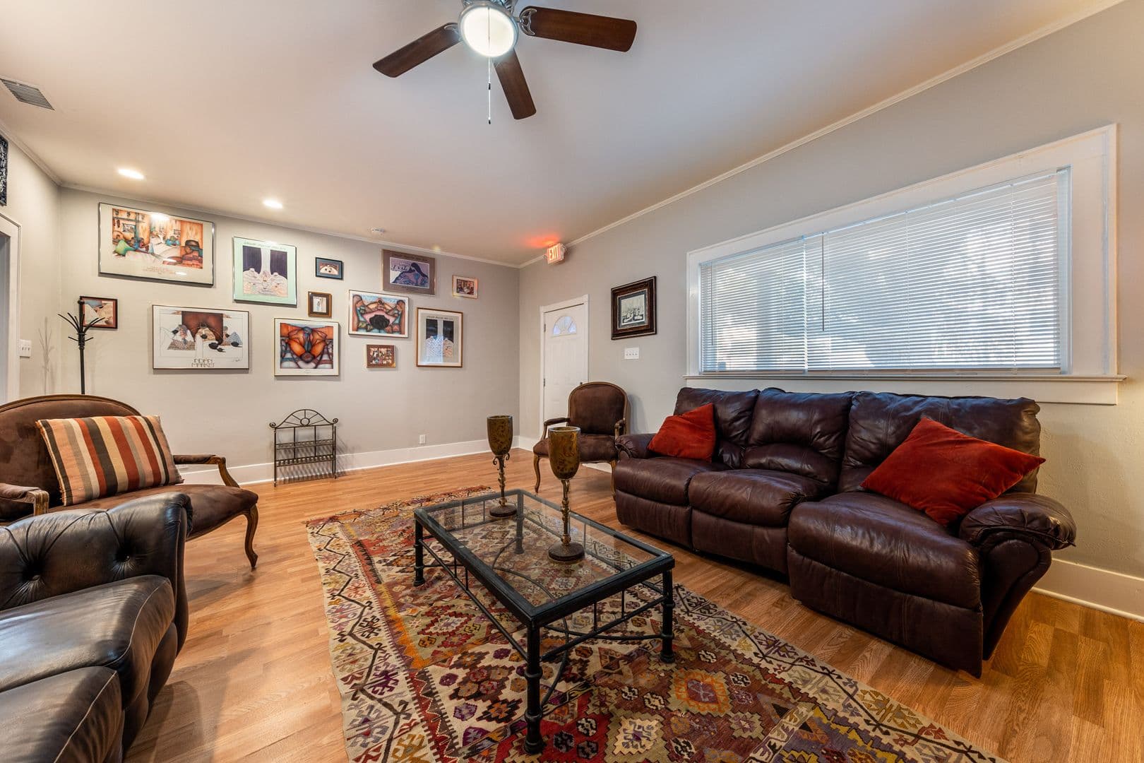 Austin House: 2511 San Gabriel St
