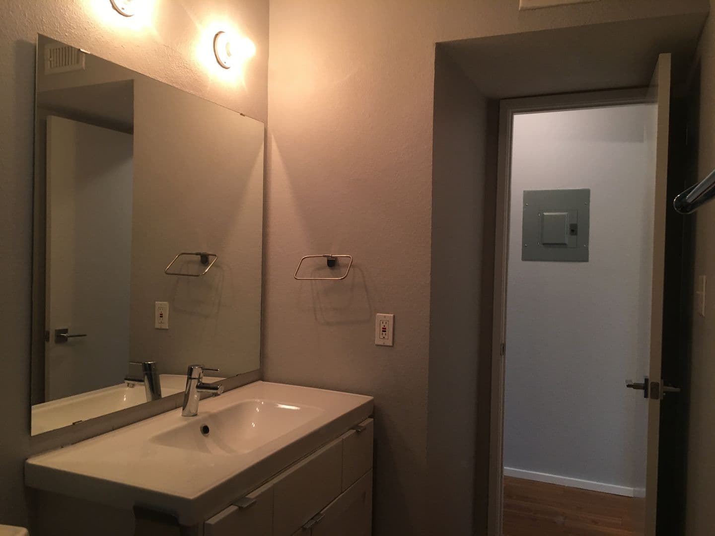 Austin Apartment: 5306 Woodrow Ave.
