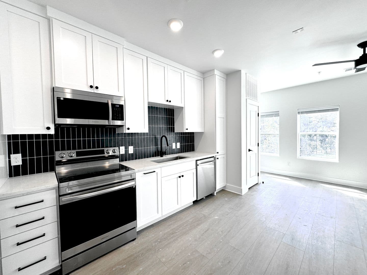 Austin Apartment: 3000 Duval St
