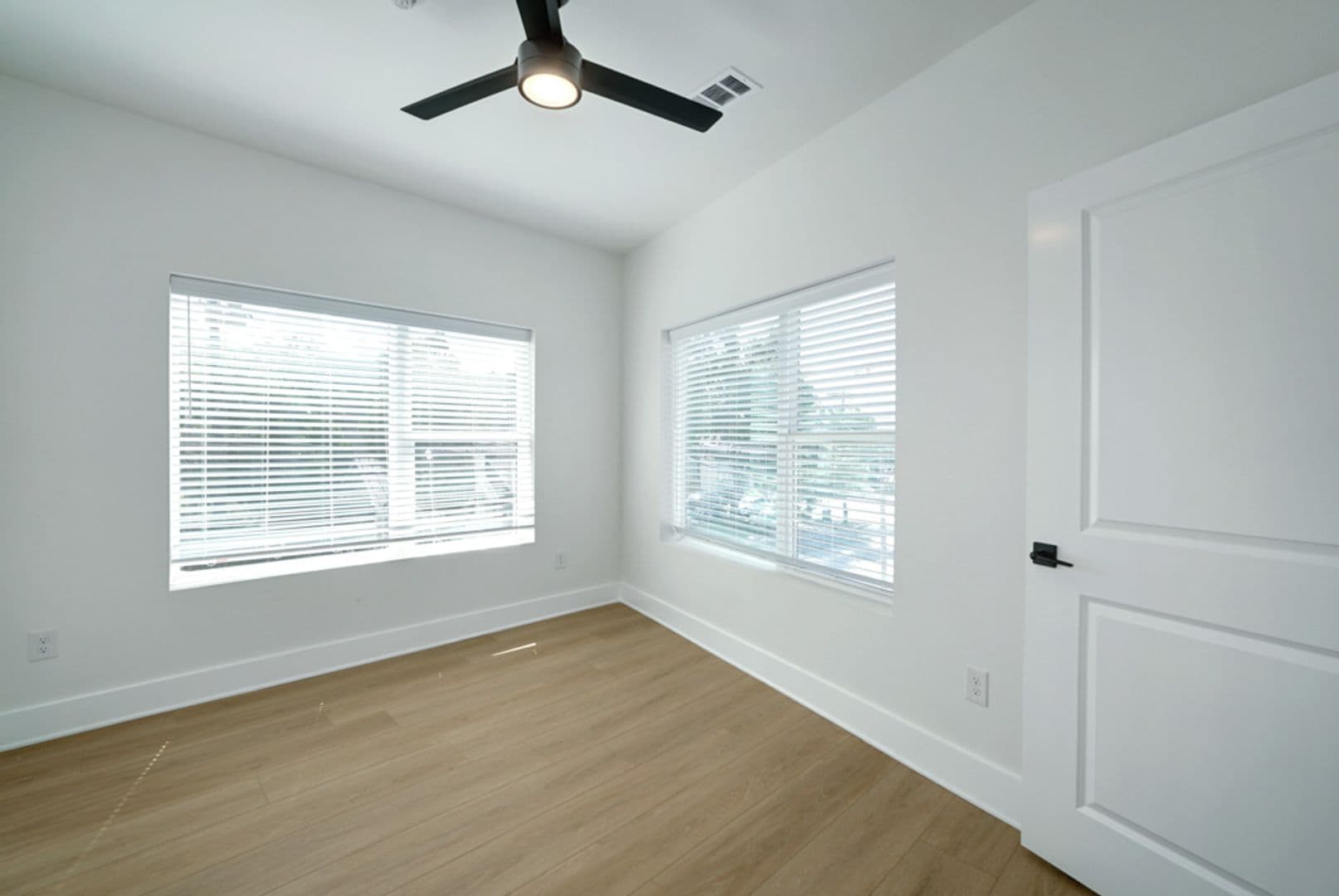 Austin Apartment: 3000 Duval St