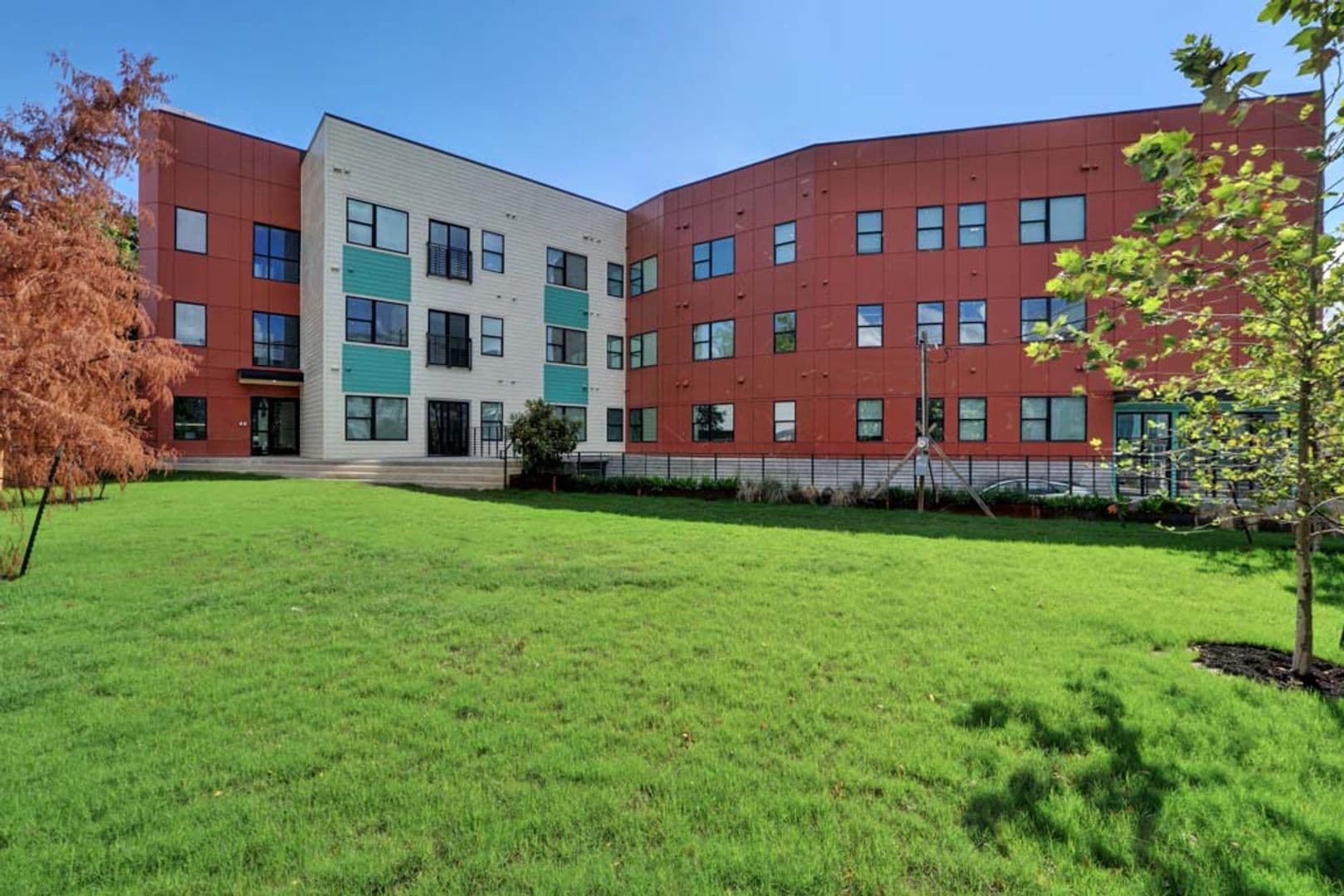 Austin Apartment: 3000 Duval St