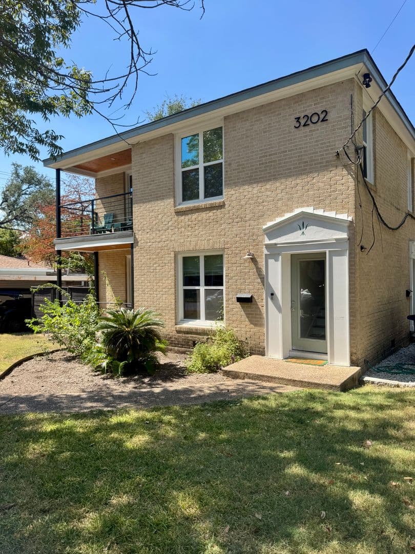 Austin Multiplex: 3202 Beanna St. #A and #B
