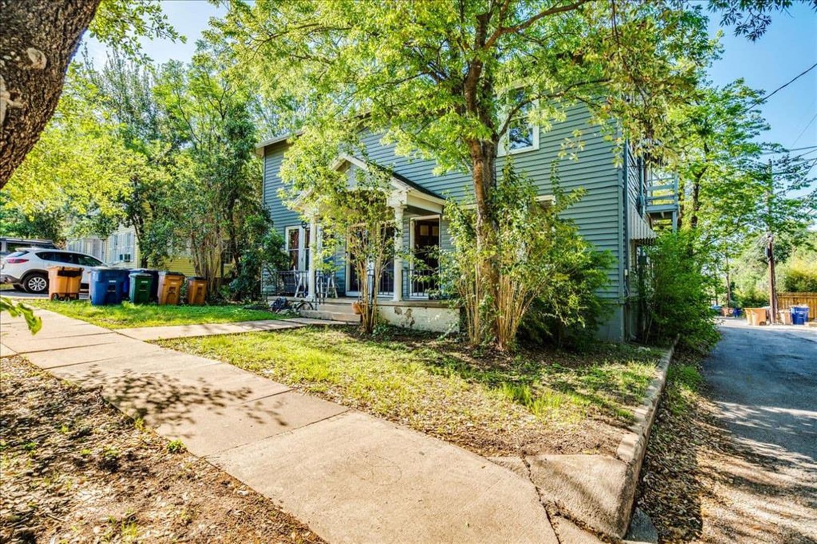 Austin Multiplex: 1103 W 22nd St