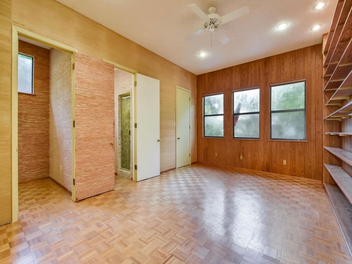 Austin House: 800 Leonard St