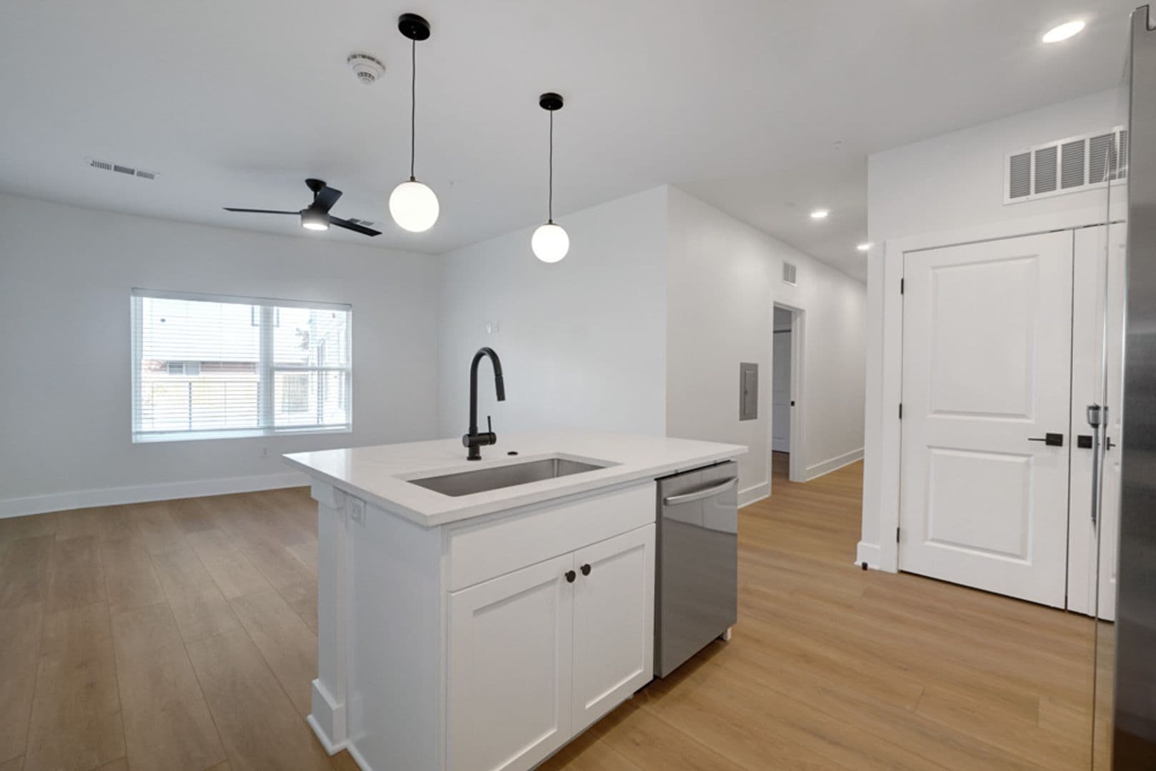 Austin Apartment: 3000 Duval St