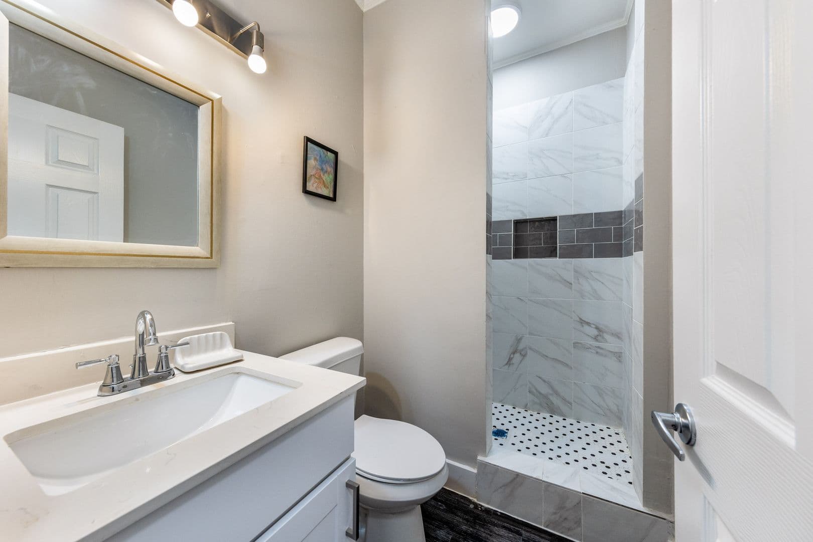 Austin House: 2511 San Gabriel St