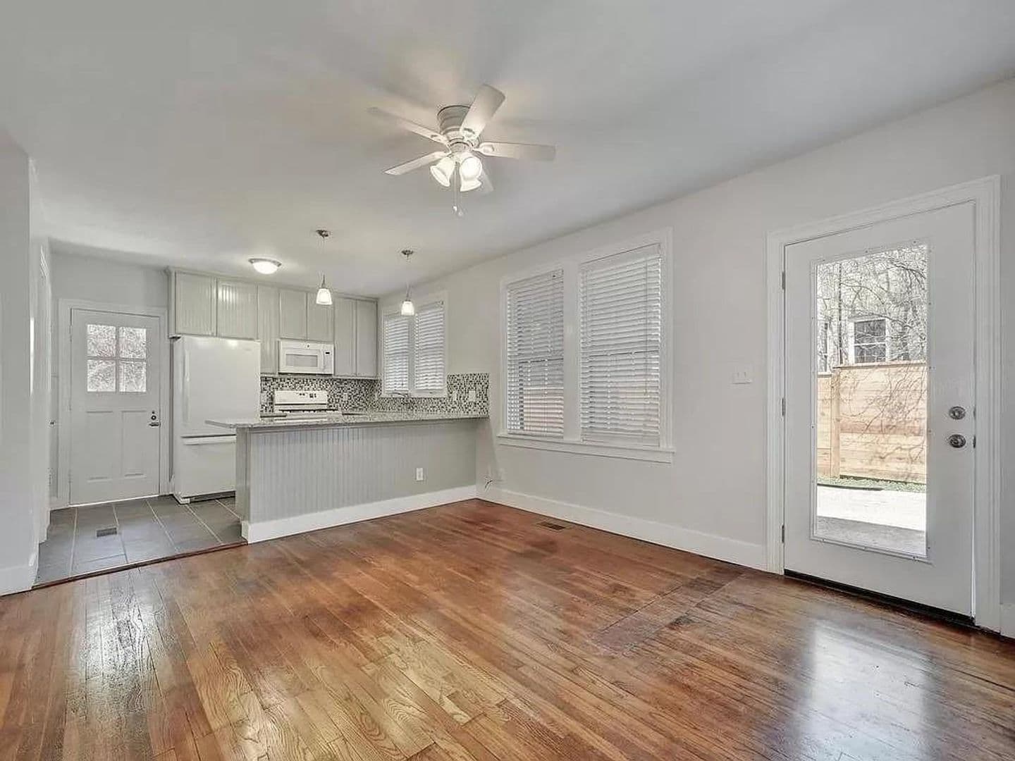 Austin Multiplex: 3202 Beanna St. #A and #B
