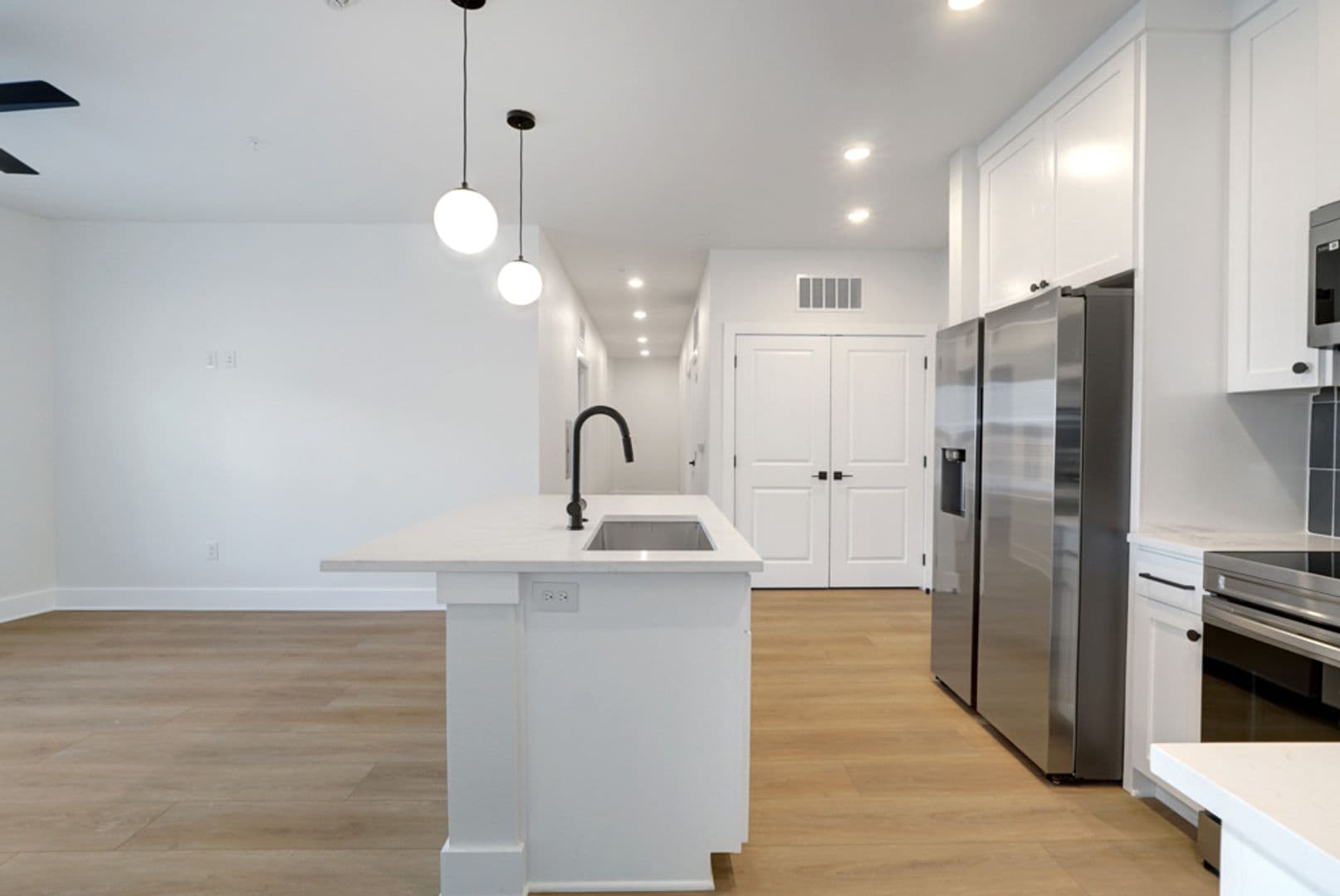 Austin Apartment: 3000 Duval St