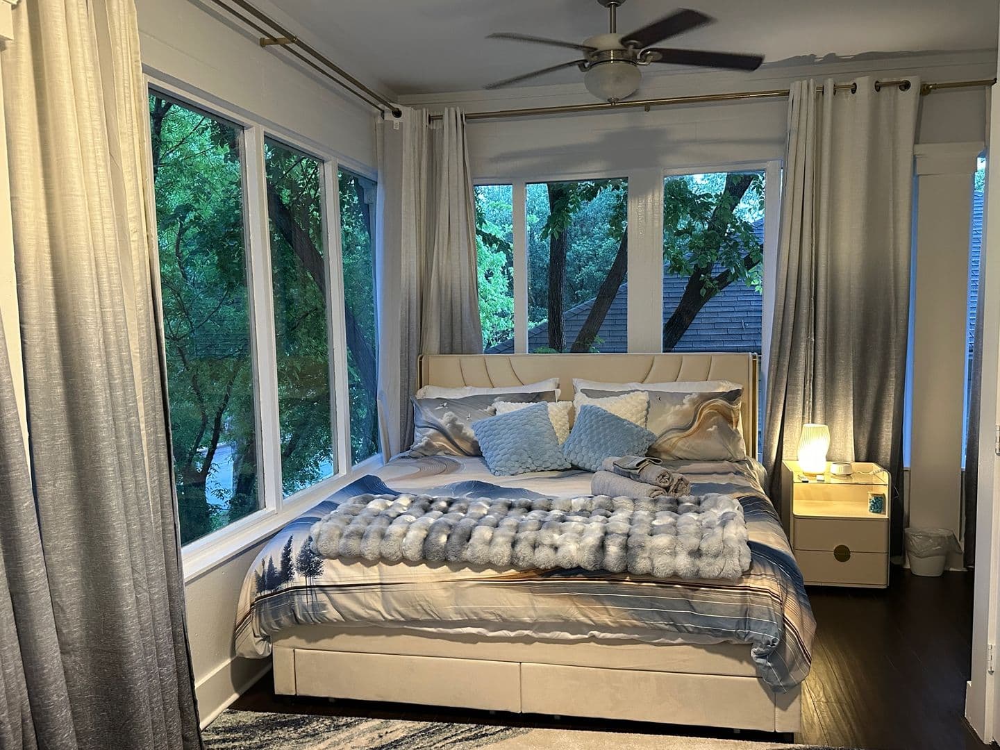 Austin Multiplex: 3210 Hampton A, B, C - FULLY REMODELED 14 BEDROOM 7 BATH