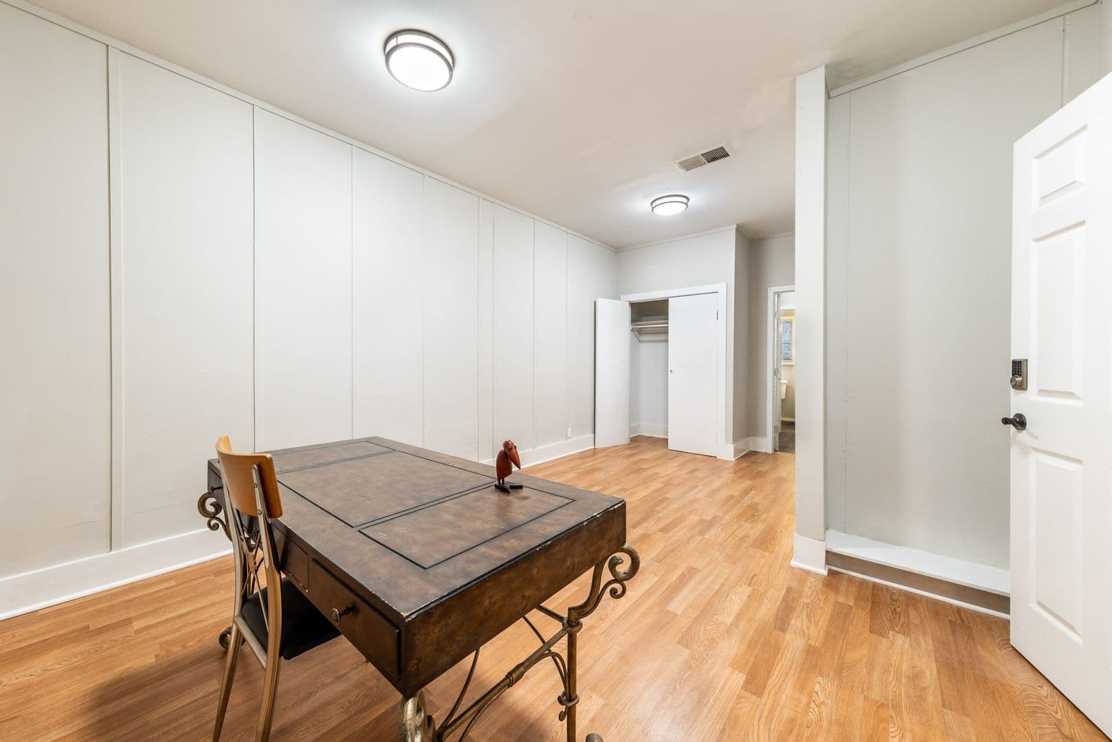 Austin House: 2511 San Gabriel St