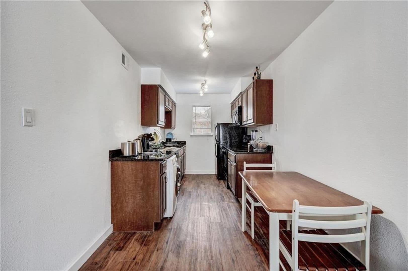 Austin Apartment: 2200 San Gabriel