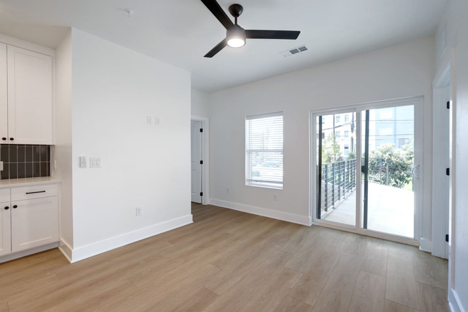 Austin Apartment: 3000 Duval St