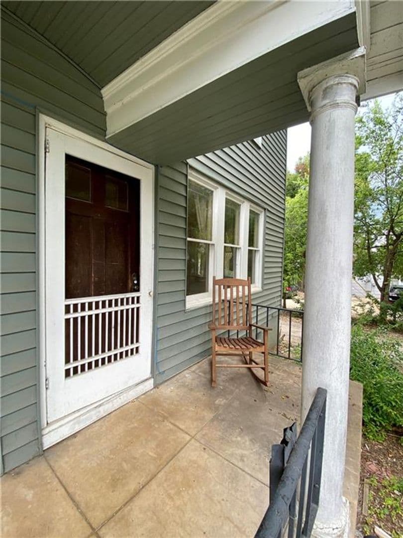 Austin Multiplex: 1103 W 22nd St