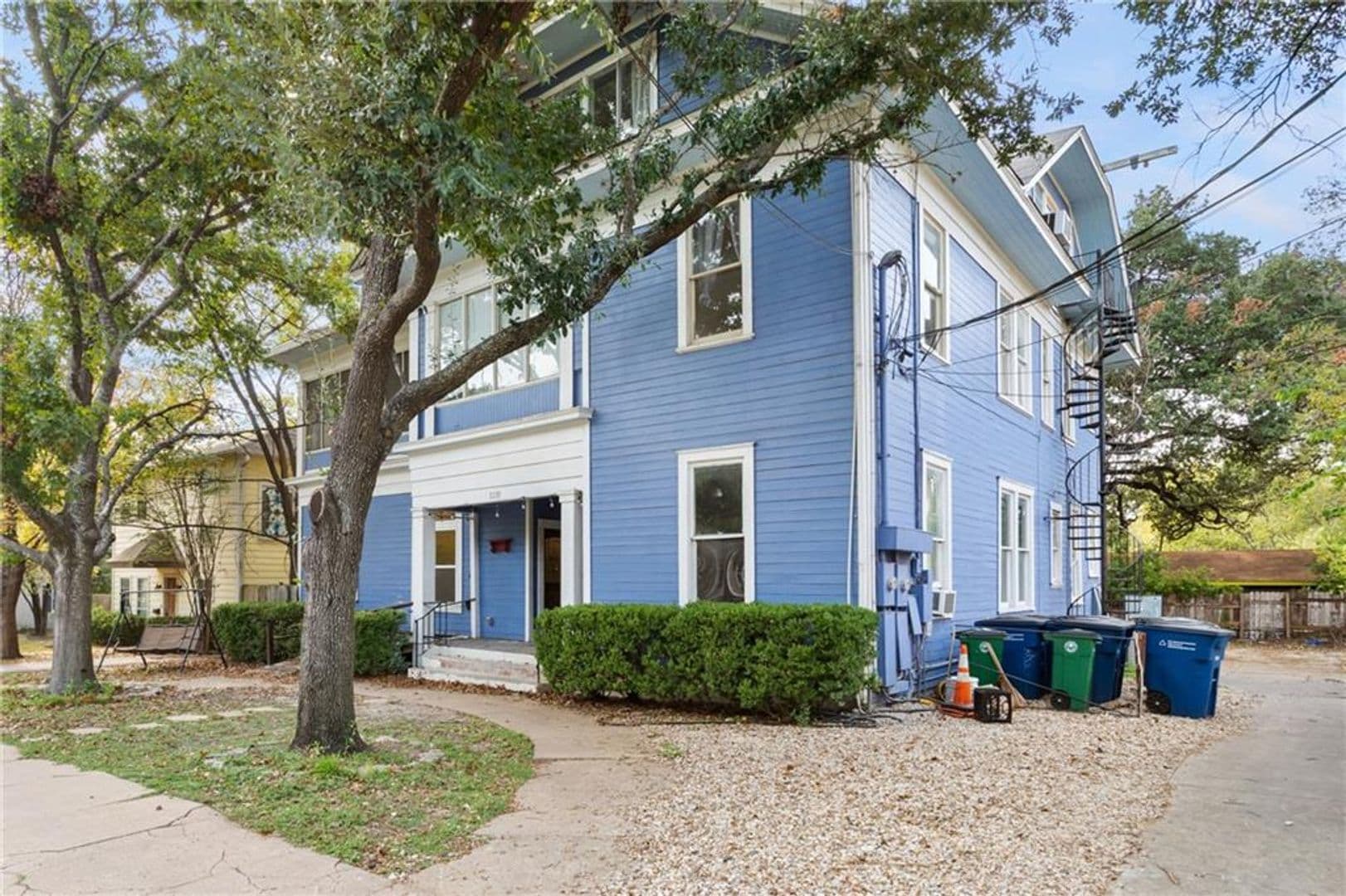 Austin Multiplex: 3210 Hampton A, B, C - FULLY REMODELED 14 BEDROOM 7 BATH