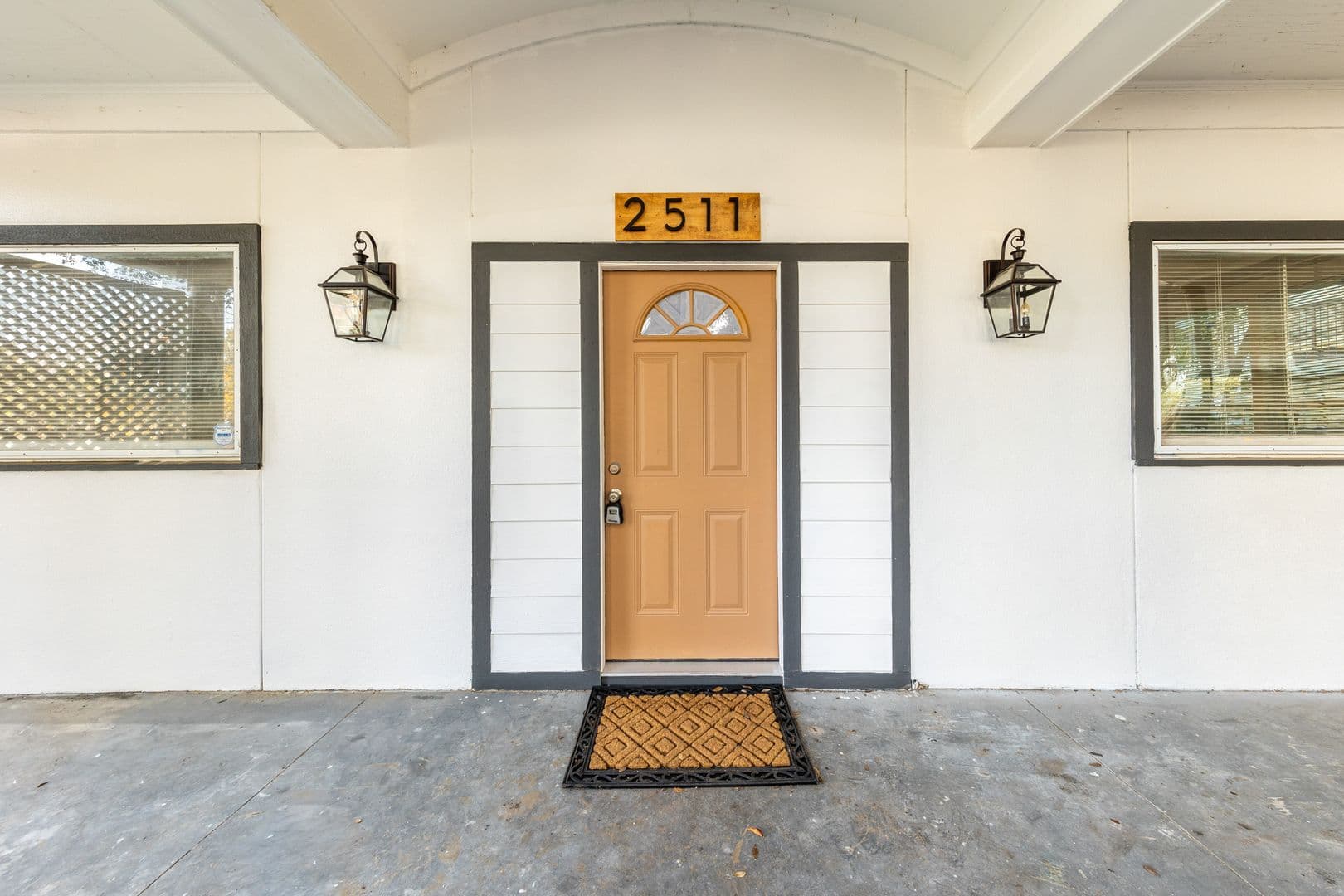 Austin House: 2511 San Gabriel St