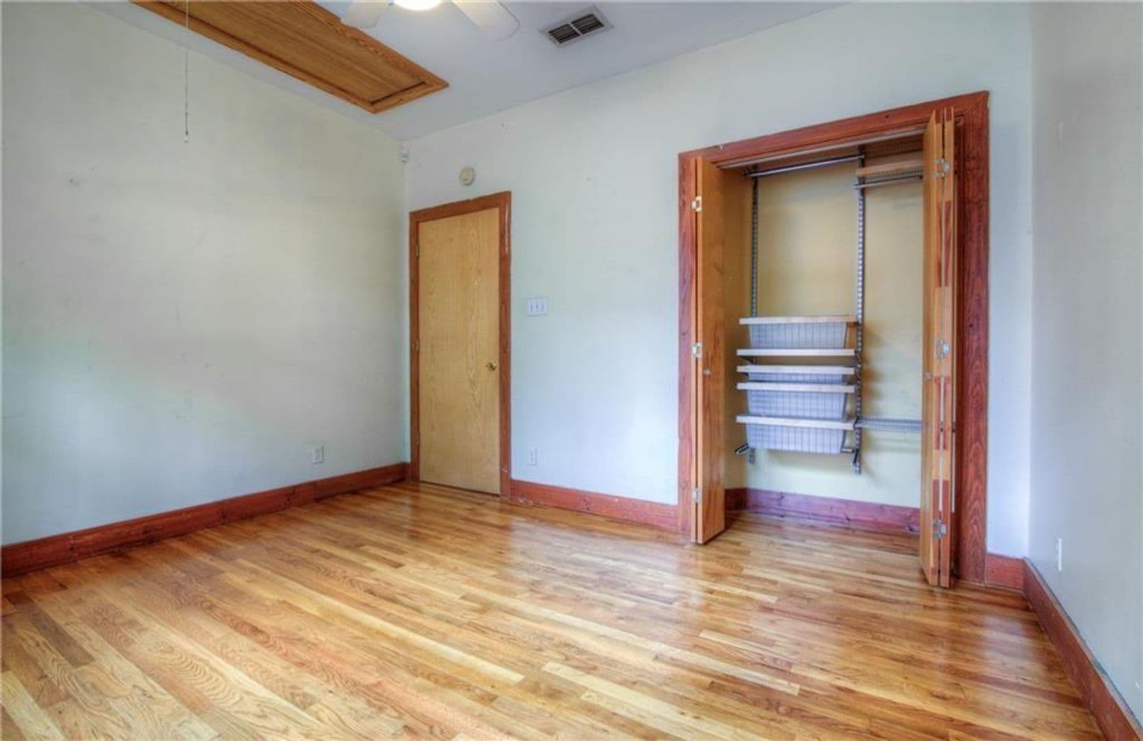 Austin House: 4517 Avenue F