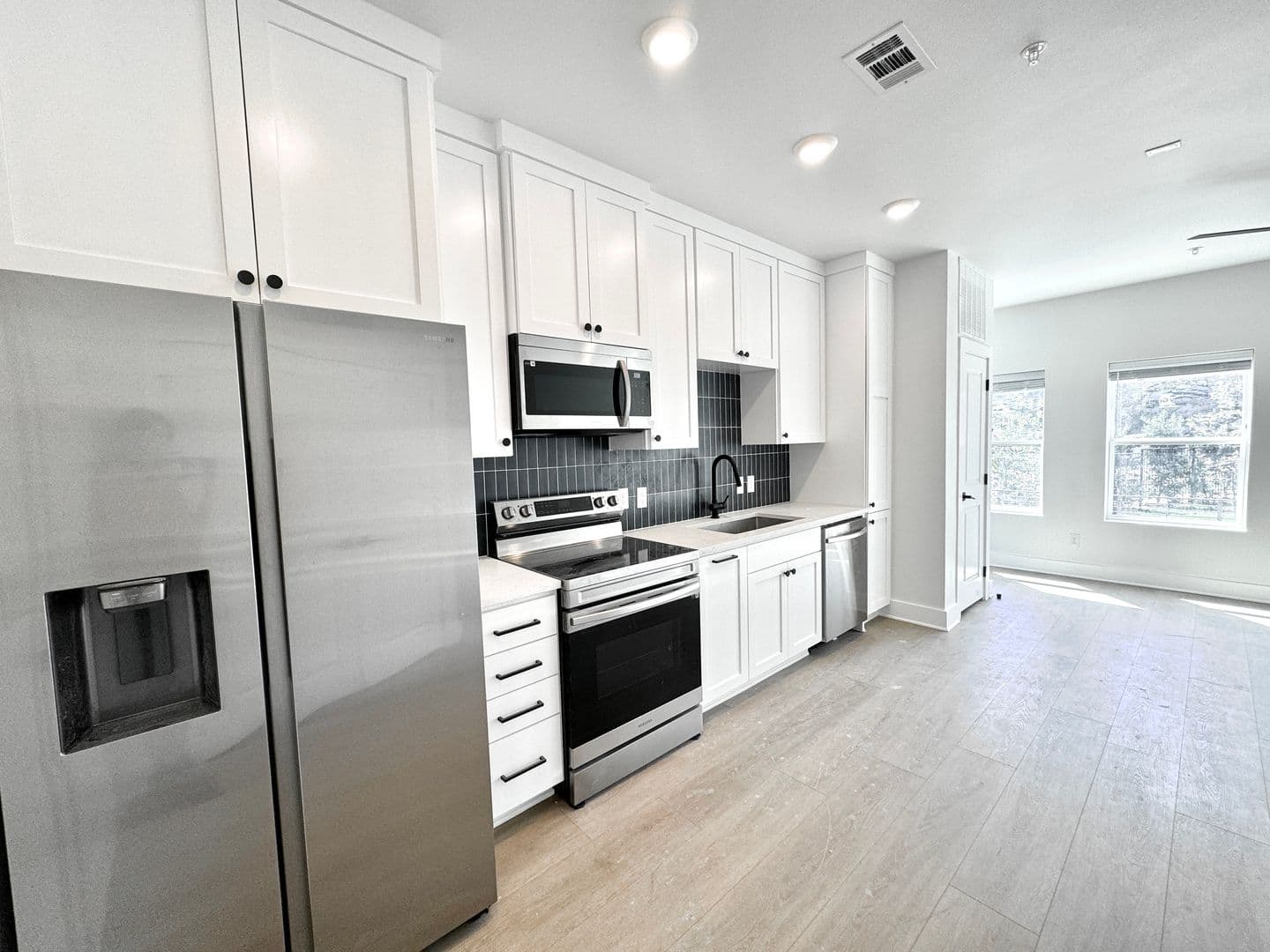 Austin Apartment: 3000 Duval St