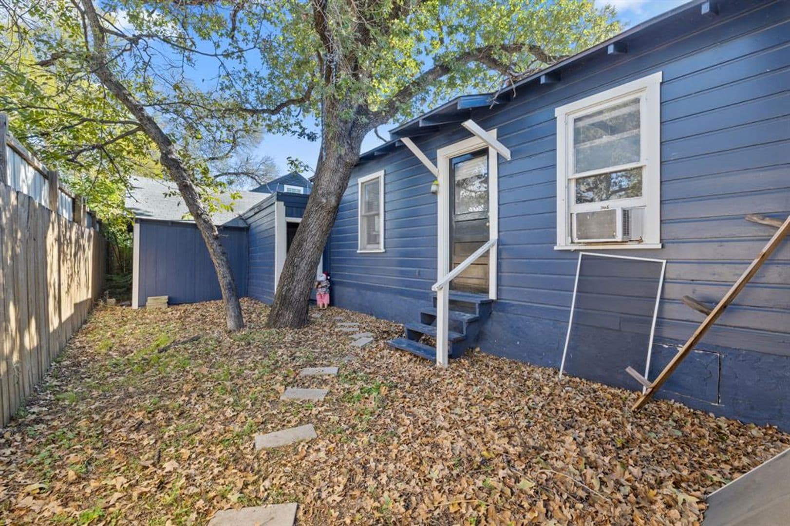 Austin Apartment: 1202 E. 29th St - #C