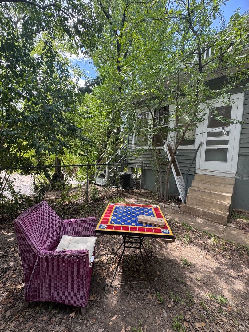 Austin Multiplex: 1103 W 22nd St