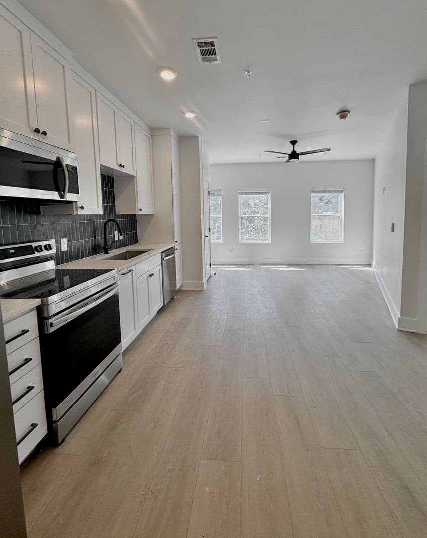 Austin Apartment: 3000 Duval St