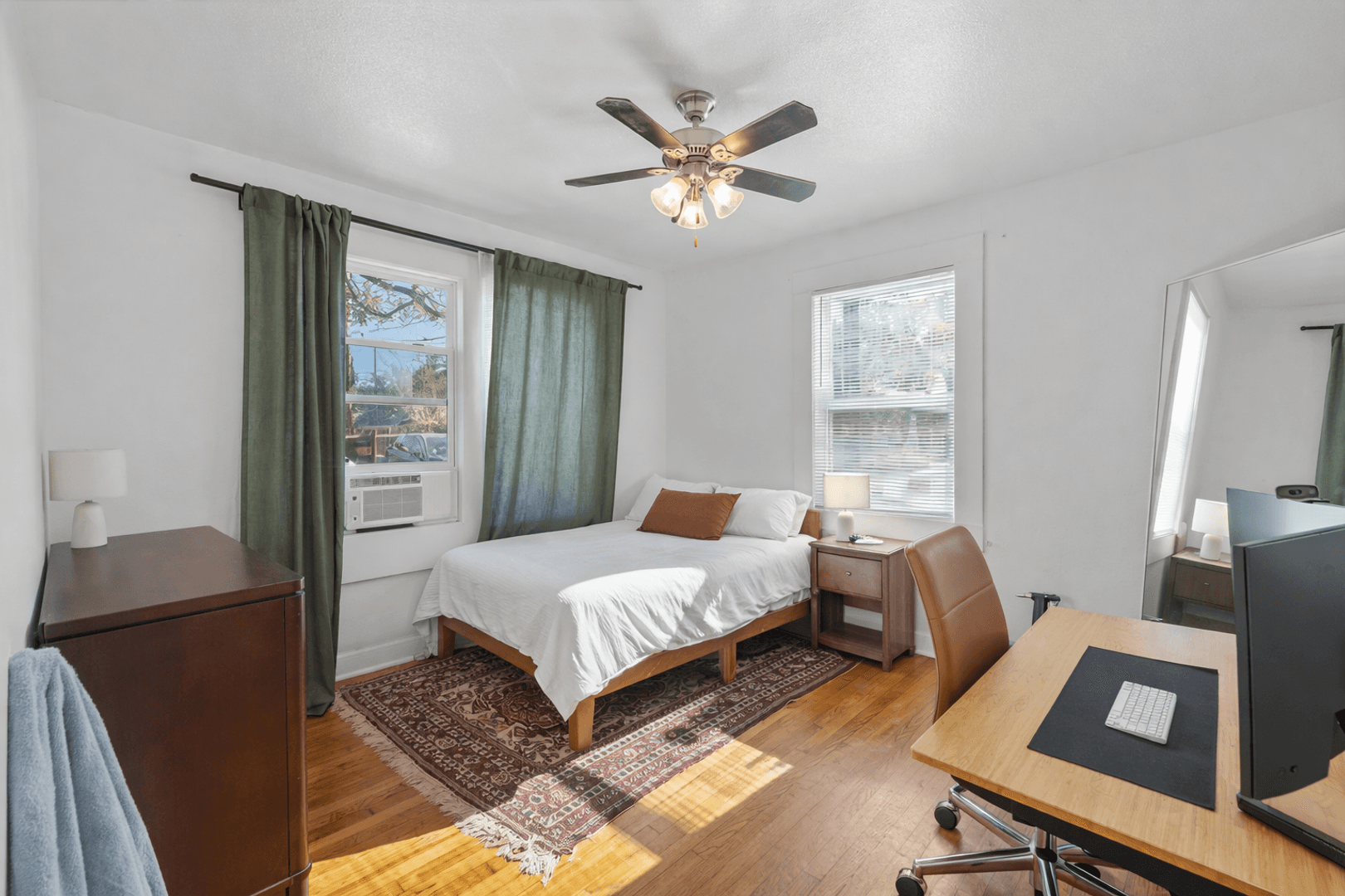 Austin Apartment: 1202 E. 29th St - #C