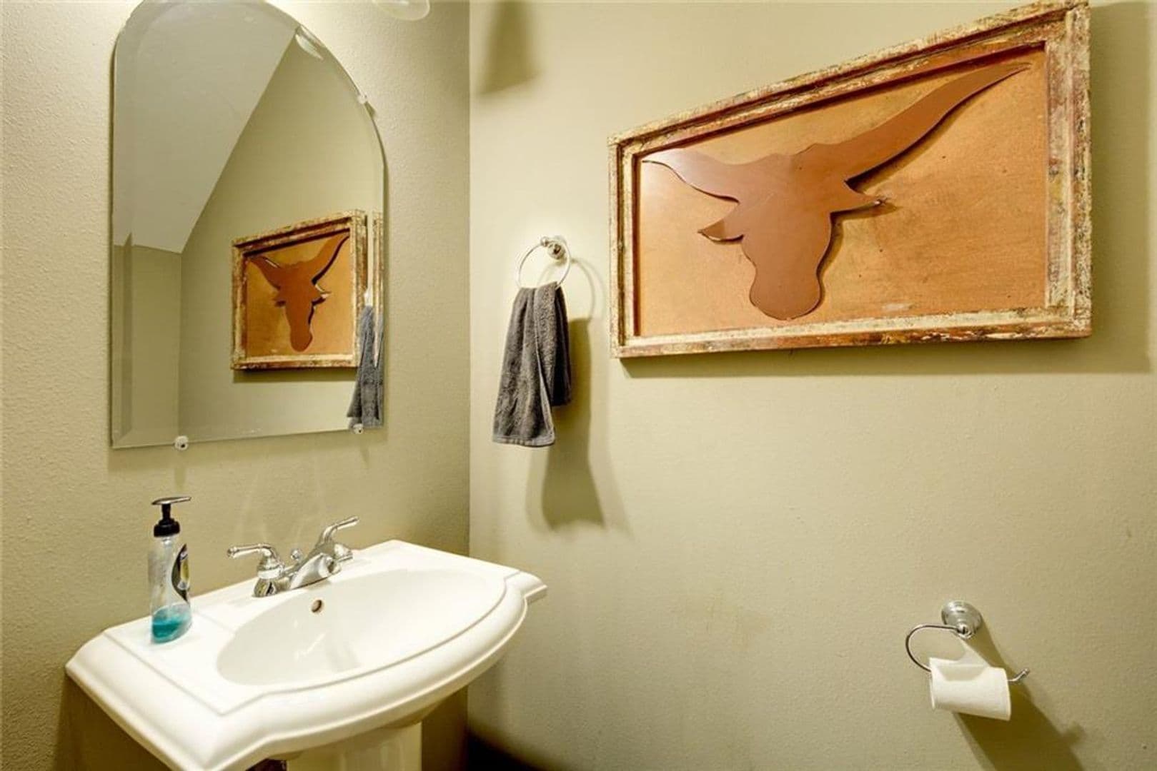 Austin Apartment: 4500 Avenue C