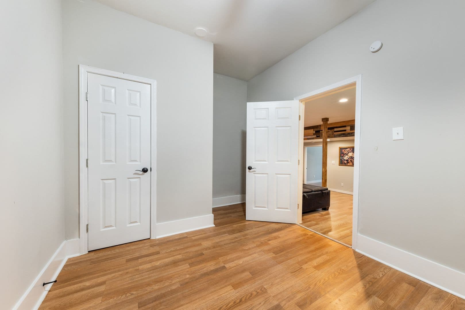 Austin House: 2511 San Gabriel St