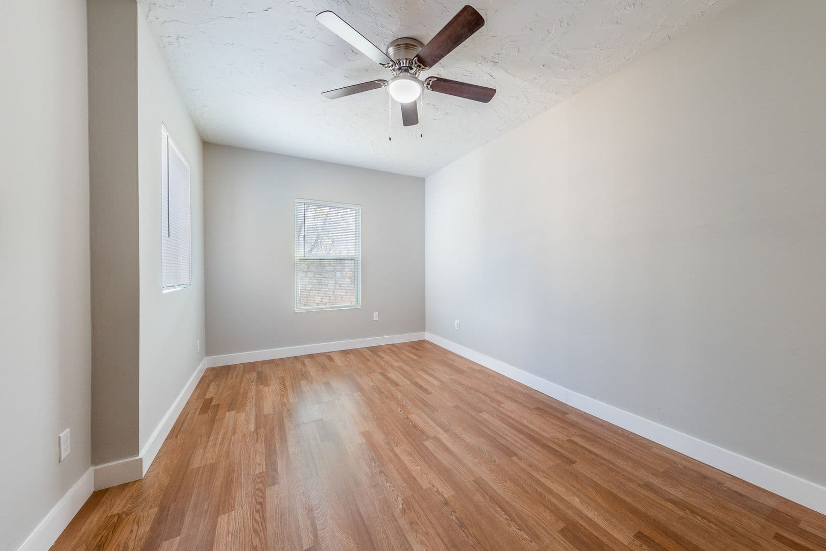 Austin House: 2511 San Gabriel St