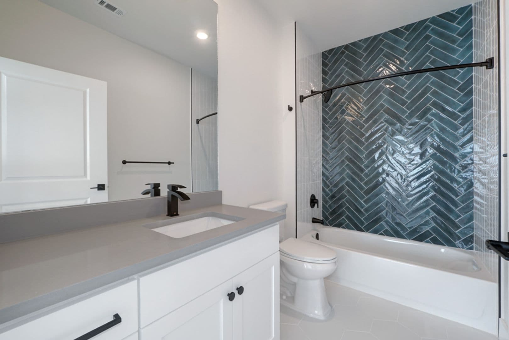 Austin Apartment: 3000 Duval St