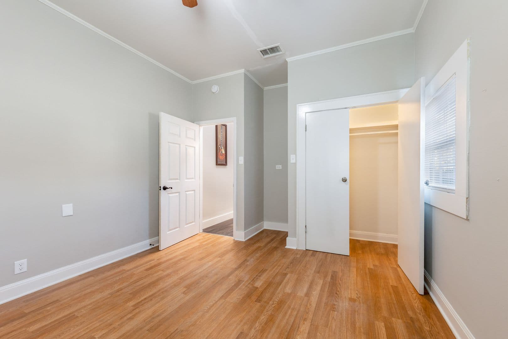 Austin House: 2511 San Gabriel St