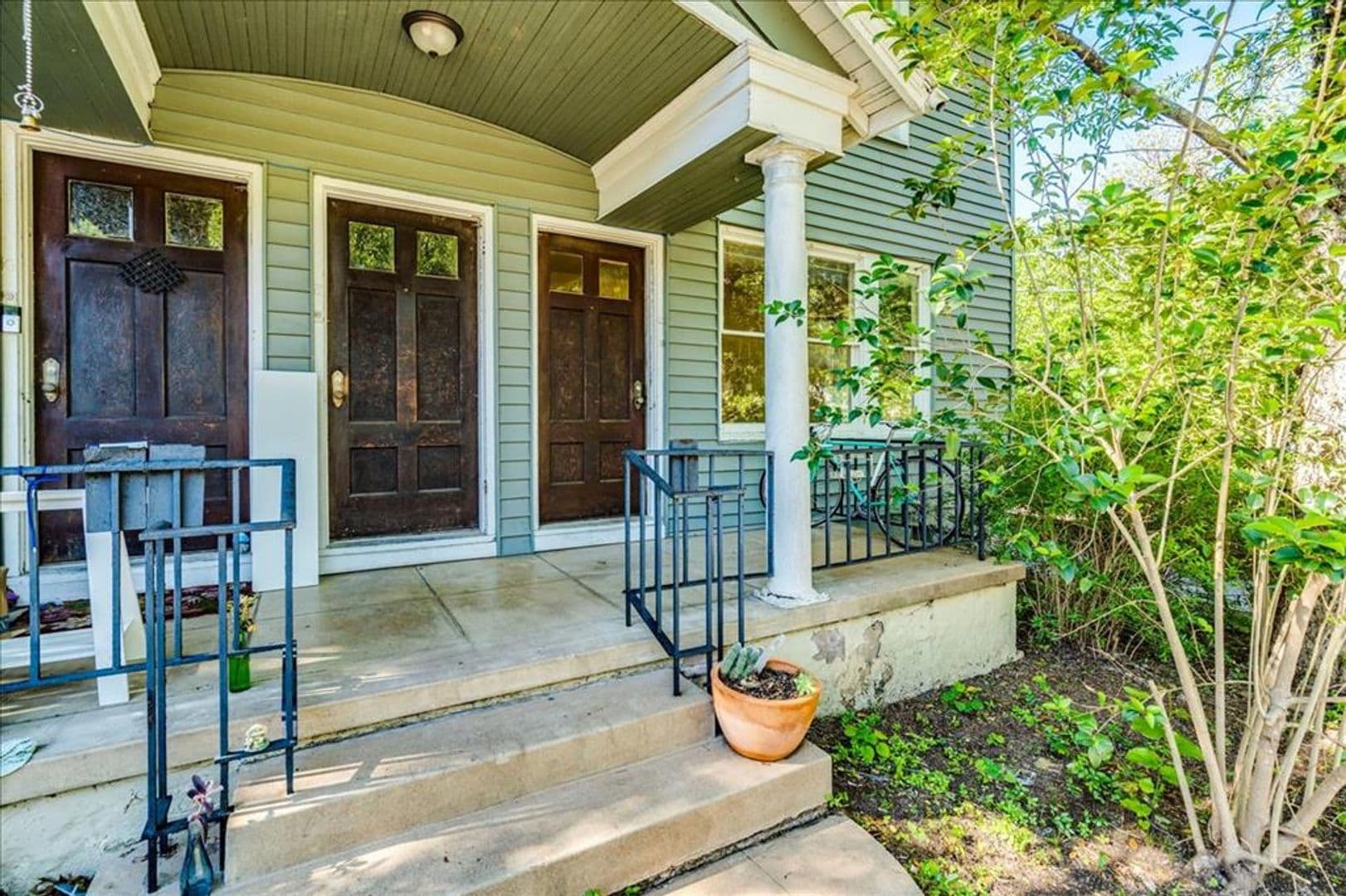 Austin Multiplex: 1103 W 22nd St